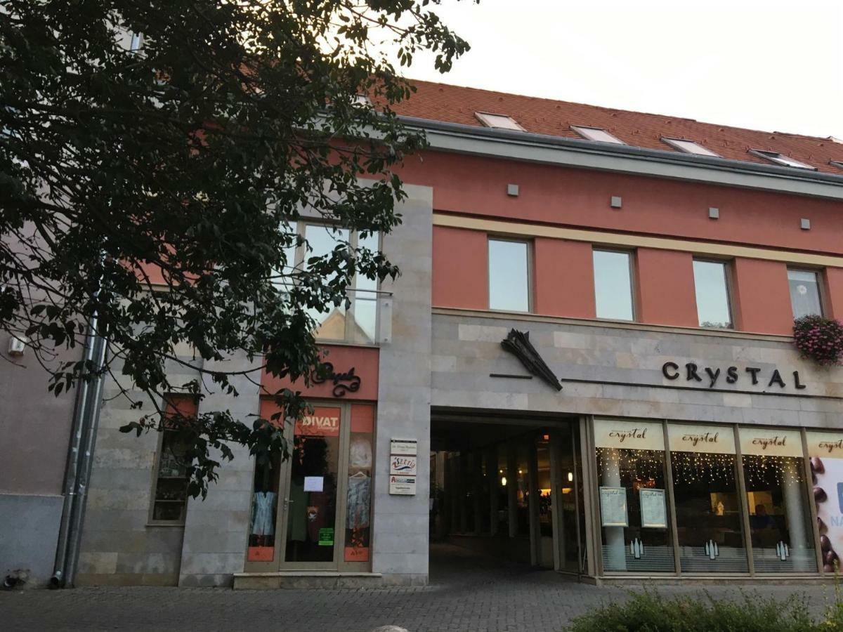 Centrum - A. Apartman Pécs Zewnętrze zdjęcie
